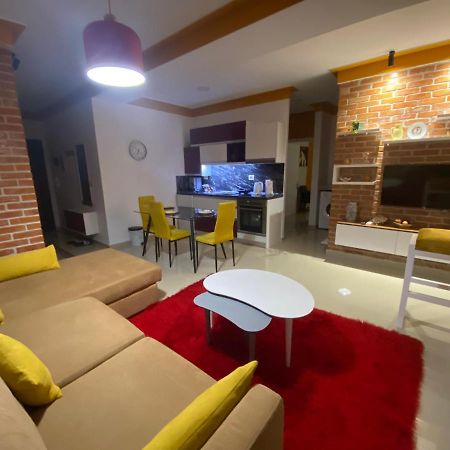 Your Apartment Поградец Екстер'єр фото