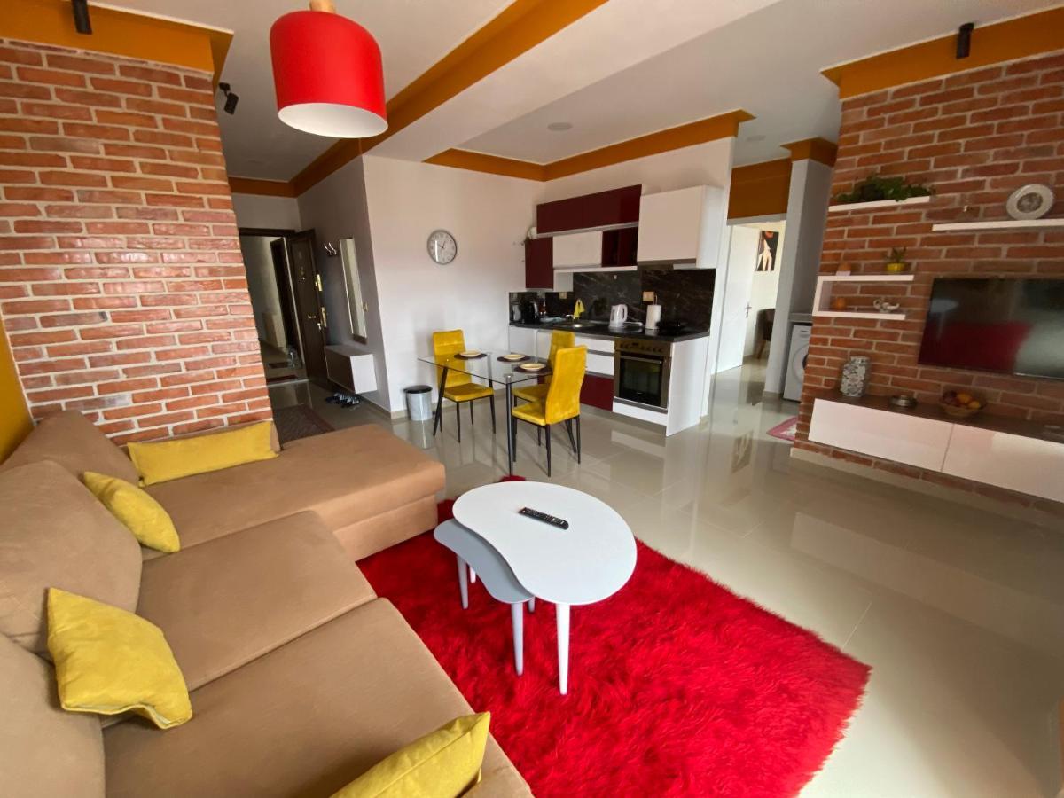 Your Apartment Поградец Екстер'єр фото